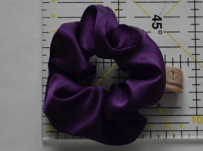 Scrunchie Alzheimer’s Awareness, part of profit is donated to Alzheimer’s Charity, Mental Health, handmade gift for her, silk hair accessory